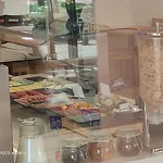 Pyrdeluxe *
