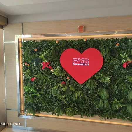 アパート Pyrdeluxe フエンヒロラ